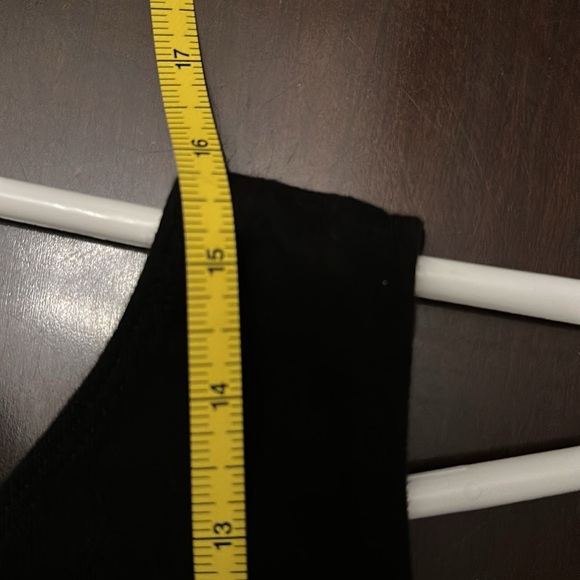 Brandy Melville Blythe Tank black small very good condition One shoulder stretch - Picture 7 of 12
